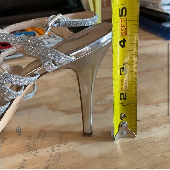 Beautiful Rhinestone wedding party heels euc - Picture 6 of 6